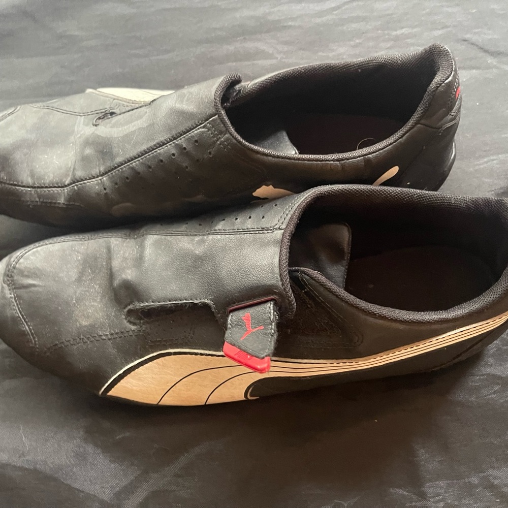 Two pair men’s shoes